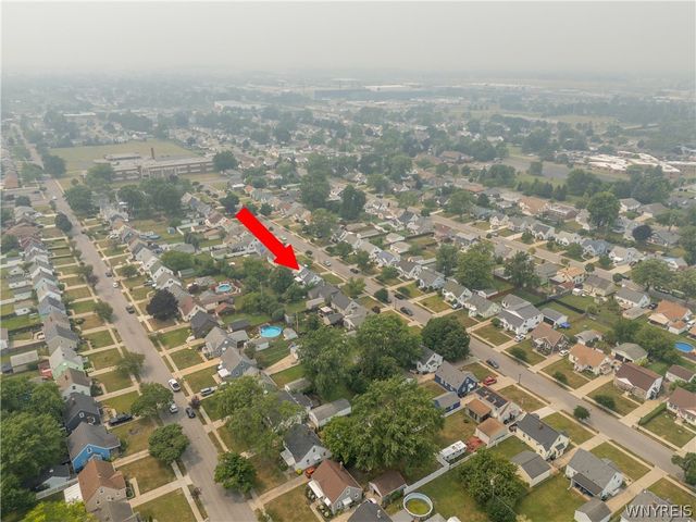 76 Canterbury Lane, Tonawanda, NY 14217