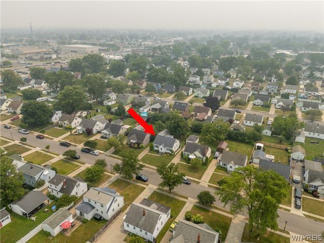 76 Canterbury Lane, Tonawanda, NY 14217
