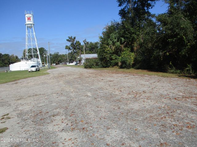 37461 W FIRST Street, Hilliard, FL 32046