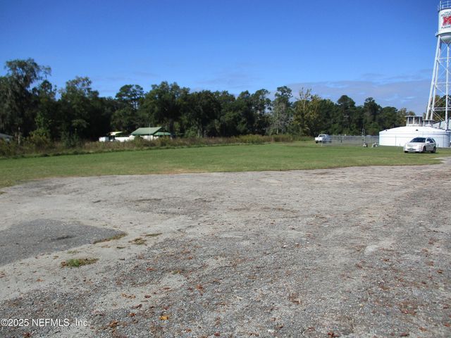 37461 W FIRST Street, Hilliard, FL 32046