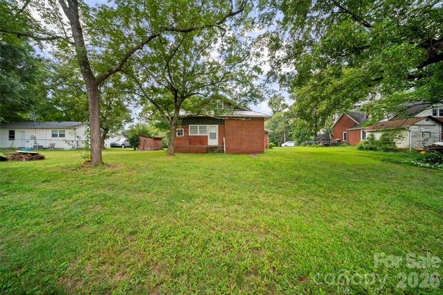 116 Whitesides Street, Cherryville, NC 28021