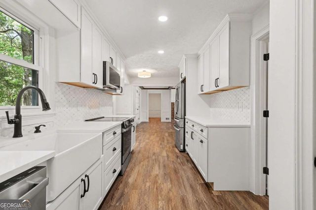 3048 Wembley Forest Place, Atlanta, GA 30340