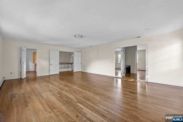 23 Pike Street, Alpine, NJ 07620