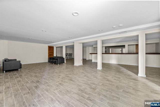 23 Pike Street, Alpine, NJ 07620