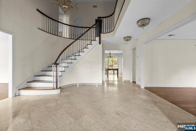 23 Pike Street, Alpine, NJ 07620