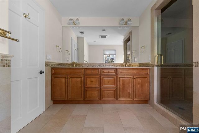 23 Pike Street, Alpine, NJ 07620