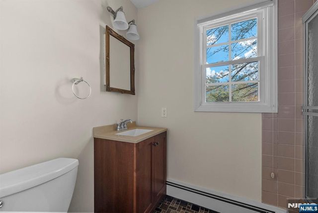 23 Pike Street, Alpine, NJ 07620