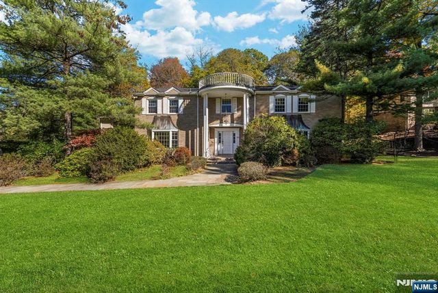 23 Pike Street, Alpine, NJ 07620