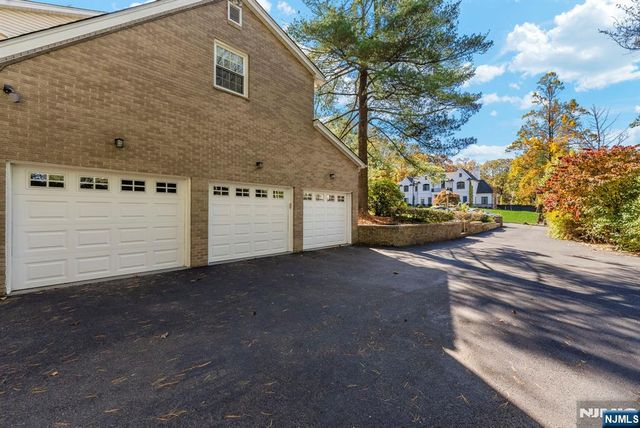 23 Pike Street, Alpine, NJ 07620