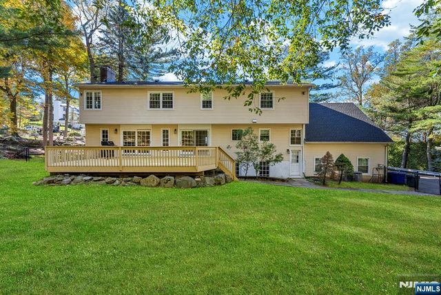 23 Pike Street, Alpine, NJ 07620