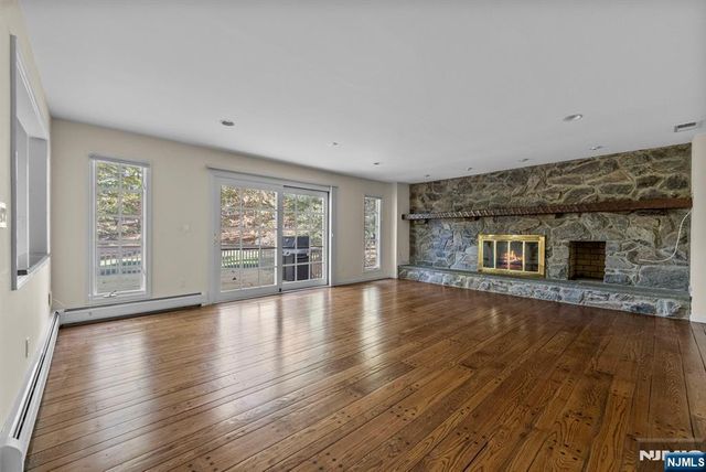 23 Pike Street, Alpine, NJ 07620