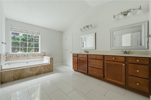 619 Lullingstone Drive SE, Marietta, GA 30067