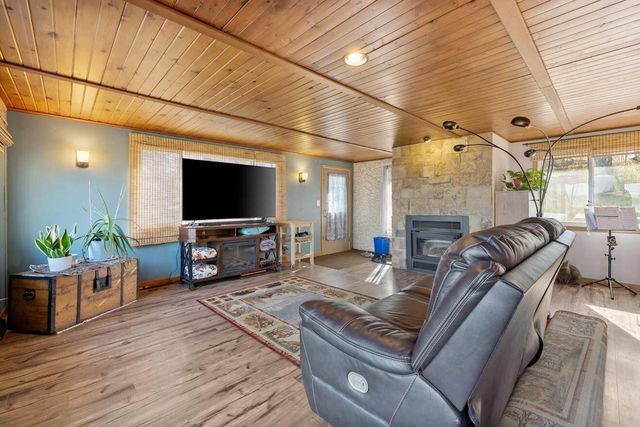 N4996 Butternut TRAIL, Juneau, WI 53039