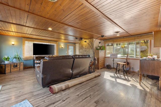 N4996 Butternut TRAIL, Juneau, WI 53039
