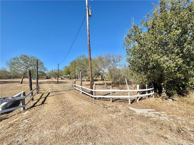 4204 County Road 308, Orange Grove, TX 78372