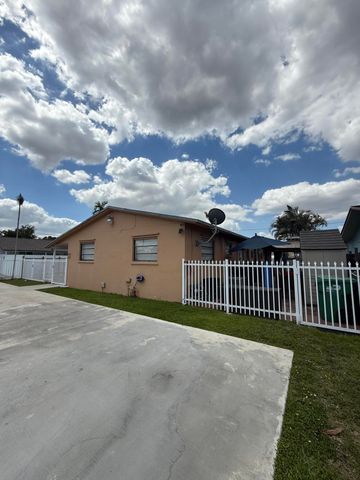 250 SW 76th Court, Miami, FL 33144