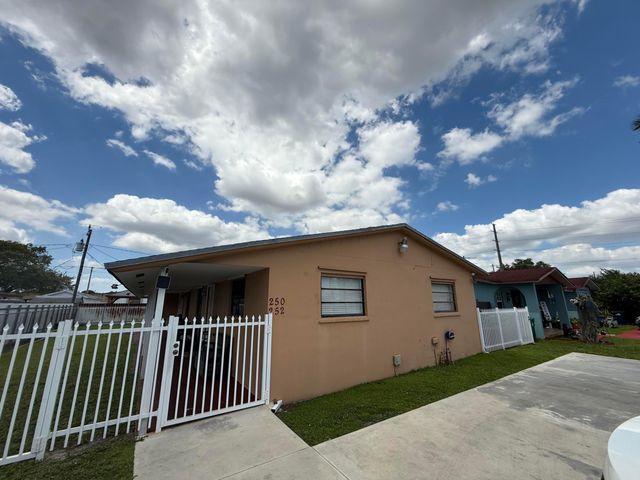250 SW 76th Court, Miami, FL 33144