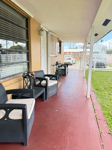 250 SW 76th Court, Miami, FL 33144