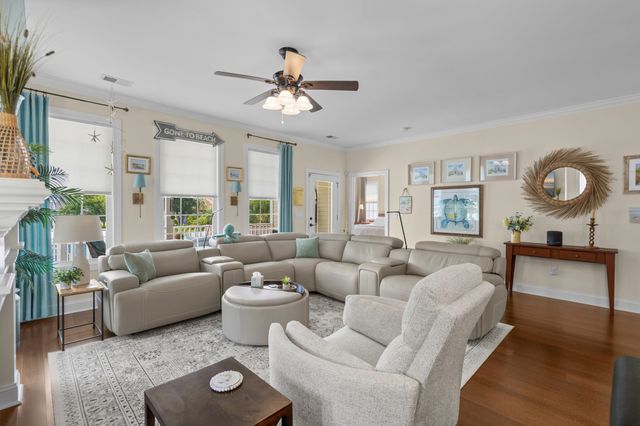 606 46th Ave. S, North Myrtle Beach, SC 29582