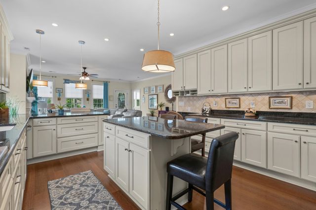 606 46th Ave. S, North Myrtle Beach, SC 29582