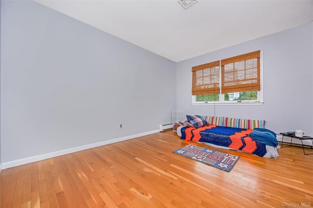 348 Middle Road, Bayport, NY 11705