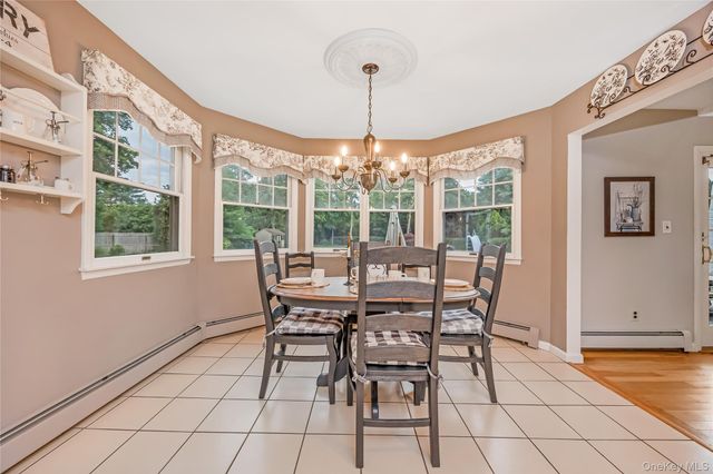 348 Middle Road, Bayport, NY 11705