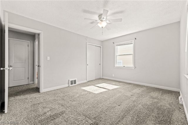 2851 8th Street, Cuyahoga Falls, OH 44221