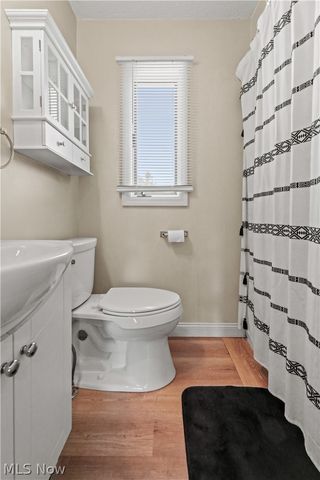 2851 8th Street, Cuyahoga Falls, OH 44221