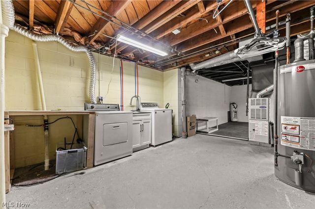 2851 8th Street, Cuyahoga Falls, OH 44221