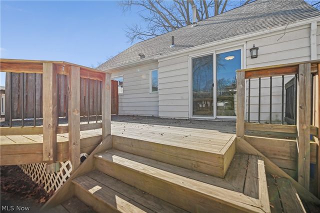 2851 8th Street, Cuyahoga Falls, OH 44221