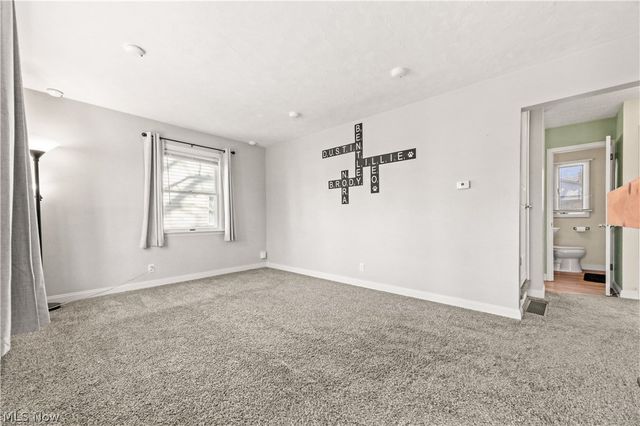 2851 8th Street, Cuyahoga Falls, OH 44221