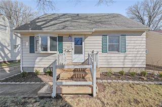 2851 8th Street, Cuyahoga Falls, OH 44221