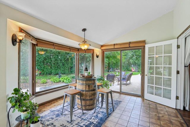 W182N8323 Georgetown DRIVE, Menomonee Falls, WI 53051