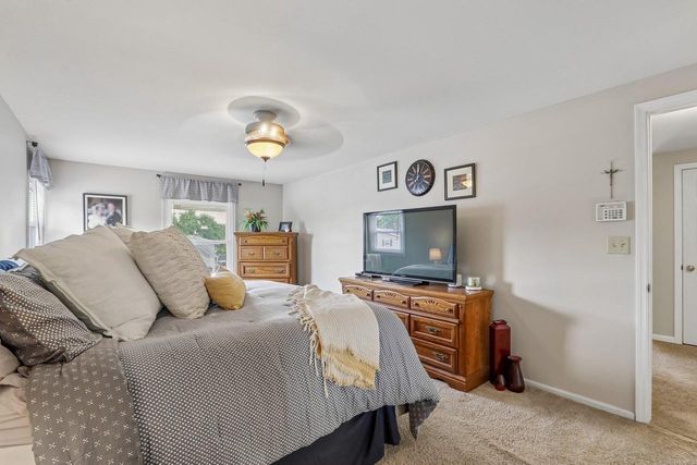W182N8323 Georgetown DRIVE, Menomonee Falls, WI 53051