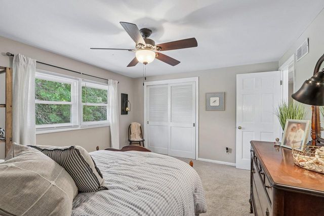 W182N8323 Georgetown DRIVE, Menomonee Falls, WI 53051