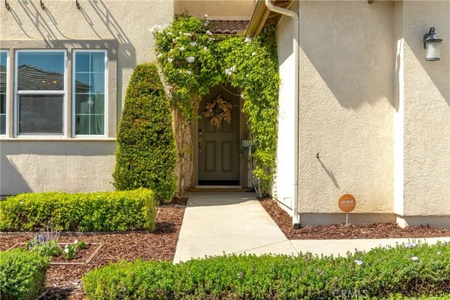 6877 Meander, Jurupa Valley, CA 91752
