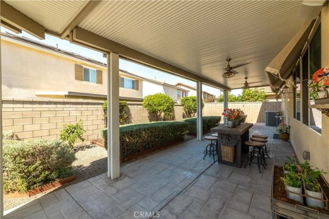 6877 Meander, Jurupa Valley, CA 91752
