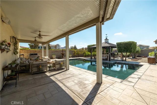 6877 Meander, Jurupa Valley, CA 91752