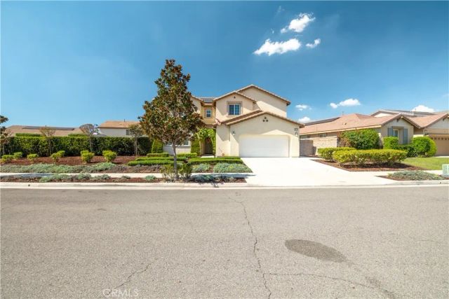 6877 Meander, Jurupa Valley, CA 91752