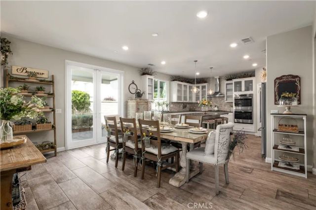 6877 Meander, Jurupa Valley, CA 91752