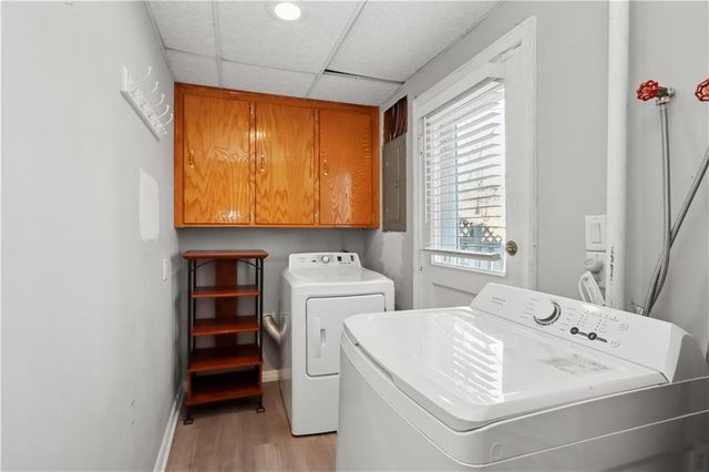 7521 High Drive, Prairie Village, KS 66208