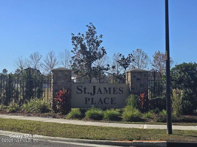 8756 MERSEYSIDE Avenue, Jacksonville, FL 32219