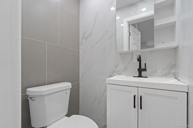 252 E 86th Street, Brooklyn, NY 11236