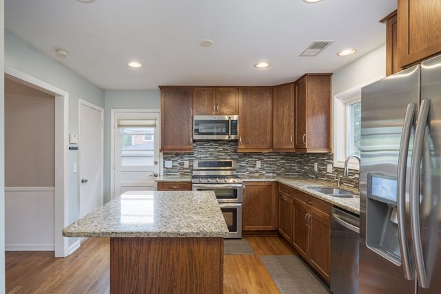 5235 Kincannon Dr, Nashville, TN 37220