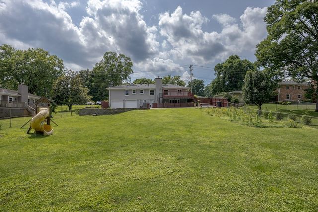 5235 Kincannon Dr, Nashville, TN 37220