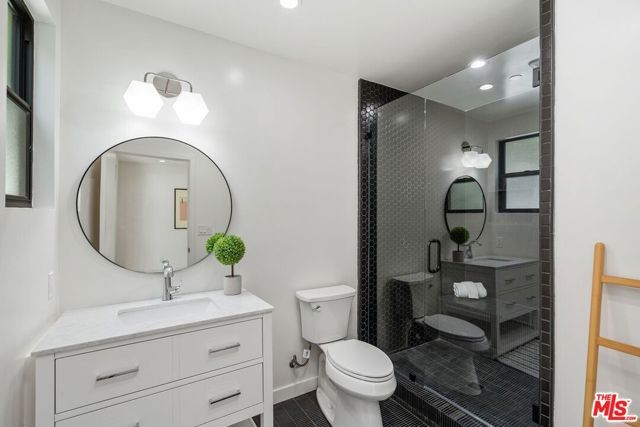4545 Balboa Avenue, Encino (los Angeles), CA 91316