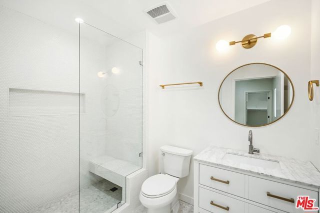 4545 Balboa Avenue, Encino (los Angeles), CA 91316