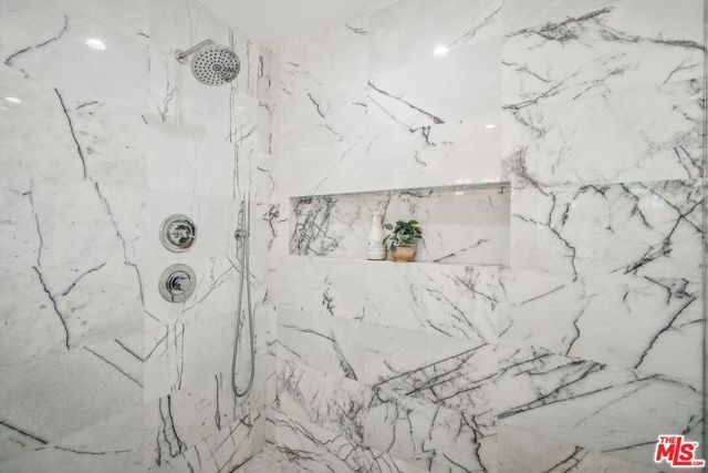 4545 Balboa Avenue, Encino (los Angeles), CA 91316