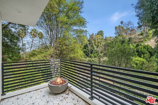 4545 Balboa Avenue, Encino (los Angeles), CA 91316