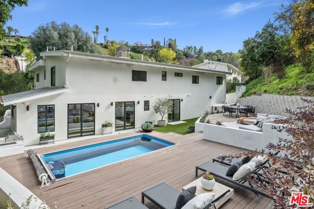 4545 Balboa Avenue, Encino (los Angeles), CA 91316